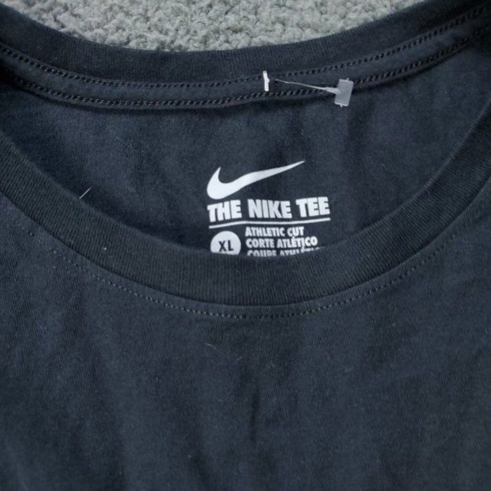 Nike Just Do It T-Shirt Mens Size XL Black Red Swoosh Short Sleeve - Picture 3 of 10